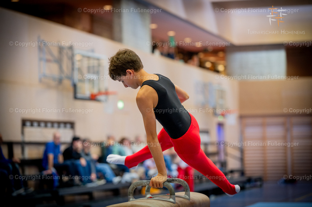 Promo-64 | "Fussifoto.com – Ihr Ansprechpartner für hochwertige Fotografie! Entdecken Sie kreative Bilder und professionelle Dienstleistungen. Kontaktieren Sie uns für Ihre Projekte!"