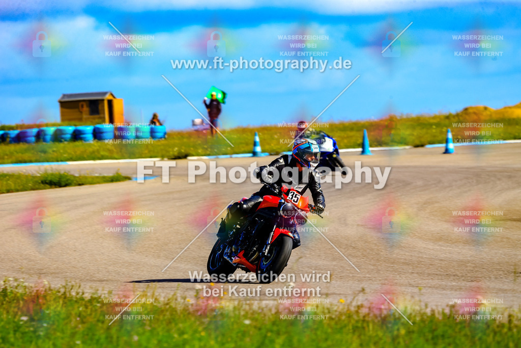 035-5131 | Hier findet Ihr Bilder von Touristenfahrten auf der Nürburgring Nordschleife oder von anderen Veranstaltungen die ich besucht habe. Viel Spass beim Durch Schauen 