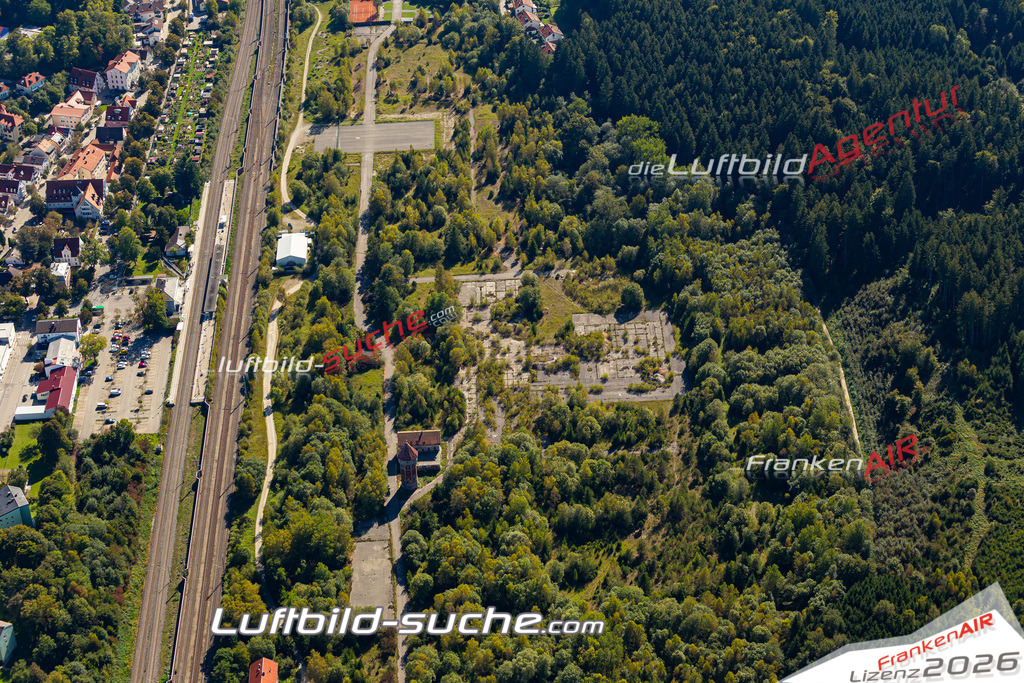 Aktuelles Luftbild von  Kirchseeon Kauf mit Lizenz / Bildrechten möglich- Die Luftaufnahme wurde 2021 mittels UL-Flugzeug erstellt ( keine Drohne ) - hochauflösende Kamera-Systeme von  Canon -Beste Qualität - Für grossformatige Ausdrucke geeignet. Die Geschenkidee !