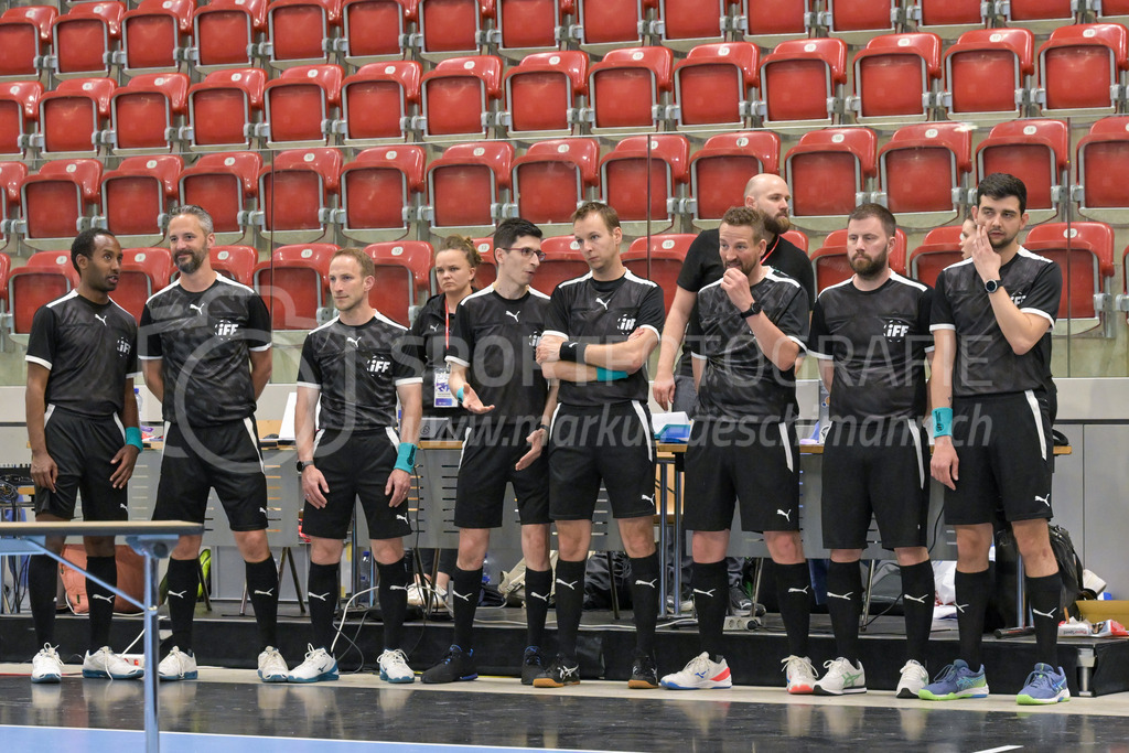 3v3 World Floorball Championships 2025 - Medal Ceremony | Referees of the 3v3 WFC, during 3v3 World Floorball Championships 2025, Switzerland: 03.05.2025, Winterthur, AXA ArenaEvent page: <a href="https://www.u19wfc2025.ch/">www.u19wfc2025.ch</a>Credit: Markus Aeschimann, <a href="https://markus-aeschimann.ch">markus-aeschimann.ch</a>Instagram: <a href="https://instagram.com/sportfotografie.aeschimann">@sportfotografie.aeschimann</a> - Realisiert mit Pictrs.com