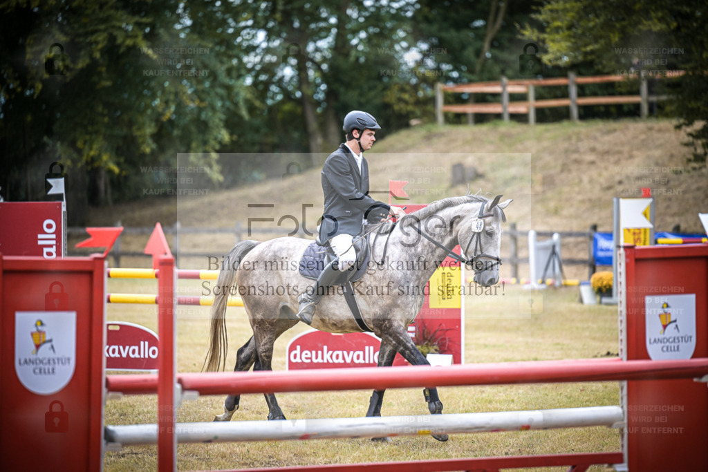 DOS_0016 | Entdecke hochwertige Reitturnierfotos von Foto Oger. Professionell, emotional und authentisch – jetzt Lieblingsmomente im Shop bestellen. - Realisiert mit Pictrs.com