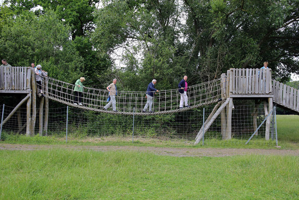 Foto: Leipzig - Wildpark Leipzig | Das Team hinter BILDLEXIKON LEIPZIG bündelt historische wie aktuelle Informationen über die Stadt Leipzig in Text und Bild auf einer Plattform und stellt diese der interessierten Öffentlichkeit zur Verfügung.