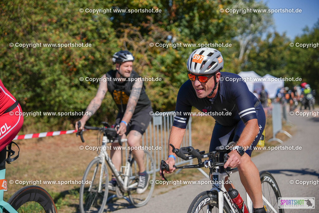 DSC02062 | Vienna Triathlon 2024                                        P3 Event                                                             #yourpictrs #sportshot_your_pictrs                 @Sportshotphotography                                     Photo Credit: www.sportshot.de