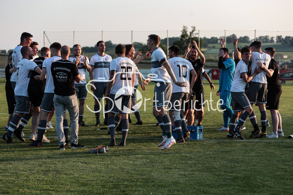 DJK Stotzard - SV Hammerschmiede | Professionelle Sportfotos aus den Bereichen Fußball, Eishockey, Handball und vieles mehr. Ob Sieg oder Niederlage