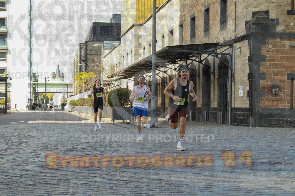 250920_1448_EV4_7159 | Sportfotografie im Rhein-Sieg Kreis, Köln, Bonn, NRW, Rheinland Pfalz, Hessen, etc. Unser Tätigkeitsfeld umfasst den Laufsport vom Volkslauf über den Marathon, Duathlon, Triathon bis zum Ultralauf wie Kölnpfad Ultra oder Schindertrail.