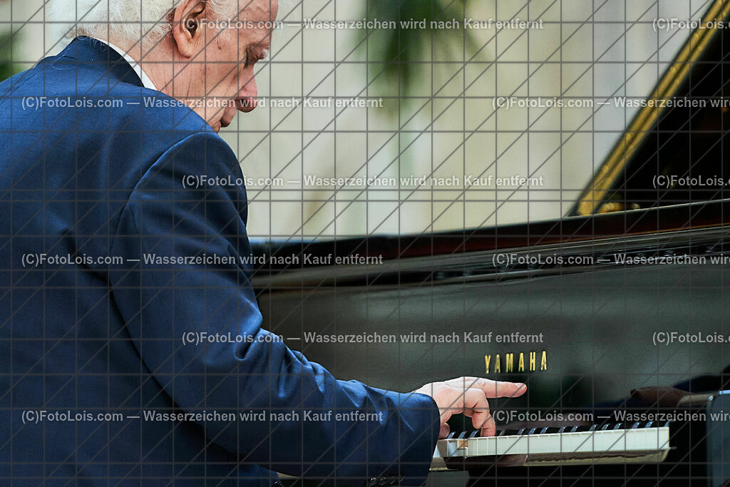 ALS1296_XXXIX-Chopin-Festival_MATINEE_Olejniczak Janusz | (C)FotoLois.com, Alois Spandl, XXXIX. internationales CHOPIN-Festival in der Kartause Gaming, MATINEE in der Kartausenkirche mit Yves Henry (Klavier,F), Zarina Imayakova (Violine, Kasachstan), Manfred Wagner-Artzt (Klavier, A), Janusz Olejniczak (Klavier, PL), So 6. August 2023.