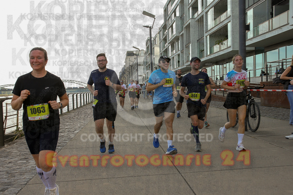 250920_1454_EX1_8152 | Sportfotografie im Rhein-Sieg Kreis, Köln, Bonn, NRW, Rheinland Pfalz, Hessen, etc. Unser Tätigkeitsfeld umfasst den Laufsport vom Volkslauf über den Marathon, Duathlon, Triathon bis zum Ultralauf wie Kölnpfad Ultra oder Schindertrail.