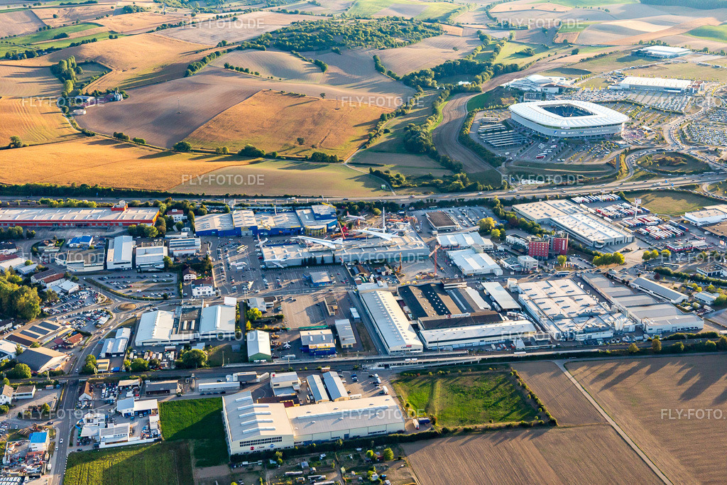Technikmuseum | Luftbild: Technikmuseum im Ortsteil Steinsfurt in Sinsheim im Bundesland Baden-Württemberg in Deutschland. Foto: IMG_111528.jpg vom 09.09.2018 durch Werner Riehm/FLY-FOTO.de - Realisiert mit Pictrs.com