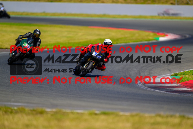 MaZZes_FotoMatrix_240725_6007705_0354 | BLAU