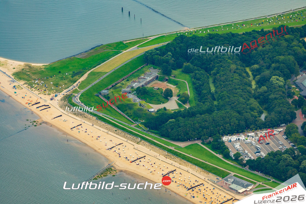 Schrägluftbild  Döse  Cuxhaven - Das Luftbild wurde 2025 vom UL-Flugzeug heraus erstellt (ohne Drohne- keine Drohnenaufnahme ) - Hochauflösende Luftaufnahme -Nicht vergleichbar mit Google Maps oder Satelittenbilder- Die Geschenkidee !Mit Lizenz und Bildrechte bestellbar