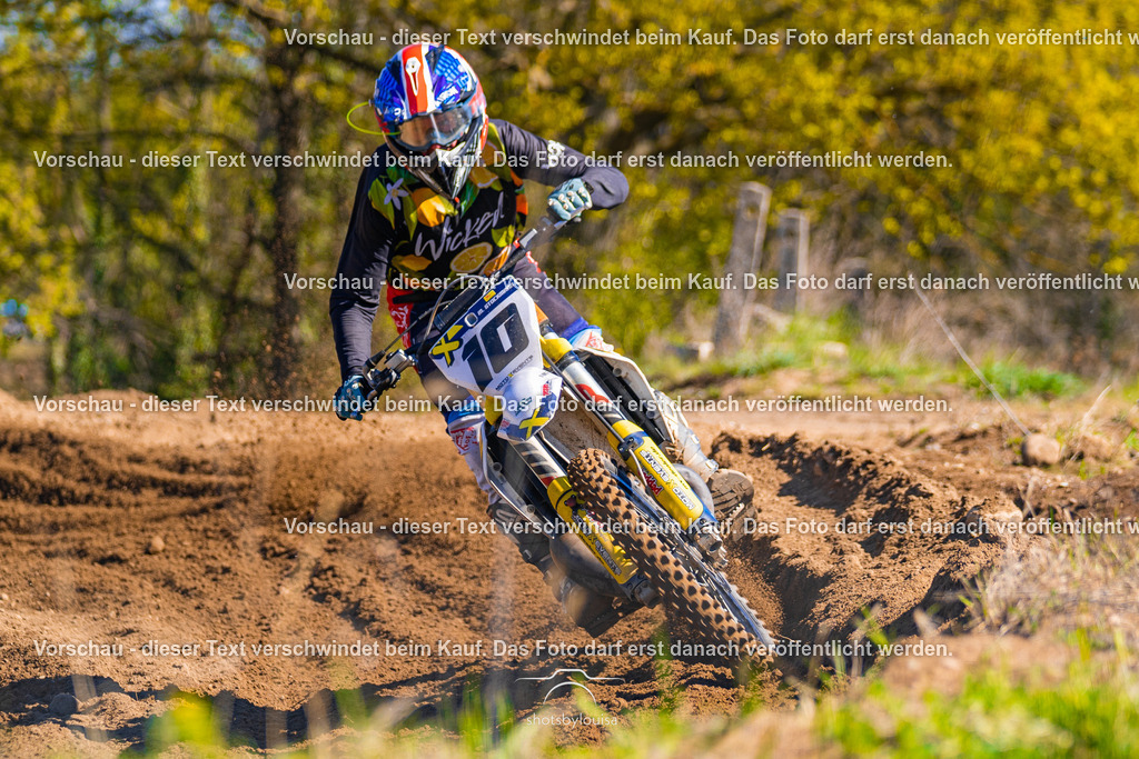 20260501_MCWriezen-2730 | Sportfotografin aus Berlin-Brandenburg mit Fokus auf Motocross. Ich halte deine sportliche Leistung und echte Emotionen auf und neben der Strecke professionell fest. Entdecke die Fotos von deinem Rennen und bestelle sie direkt hier im Shop.