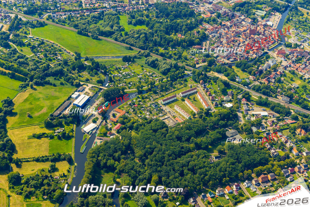 Luftbild Vs Google Maps    Grabow -Das Luftbild wurde 2025 vom UL-Flugzeug heraus erstellt ( keine Drohnenluftbilder ) - Hochauflösende Luftaufnahme -Nicht vergleichbar mit Google Maps oder Satelittenbilder- Die Geschenkidee !Mit Lizenz und Bildrechte bestellbar