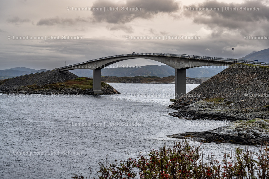 10047-10021 - Atlantikstrasse - Norwegen | Stockfoto und Bilderpool mit Bildmaterial aus Deutschland, dem Harz, Halberstadt, Quedlinburg, Wernigerode und weltweit. Qualitativ hochwertige und professionelle Fotos anschauen und kaufen. - Realisiert mit Pictrs.com