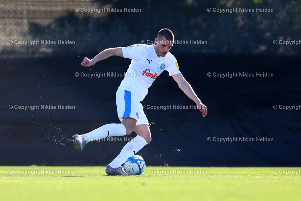 NH_HolsteinKiel_FerencvarosBudapest_Testspiel_10012025 | #26 David Zec (Holstein Kiel)Fußball I Herren I Testspiel I Saison 2025-2026  I Holstein Kiel - Ferencvaros Budapest I 10.01.2026 I La Manga Club (Spanien)
