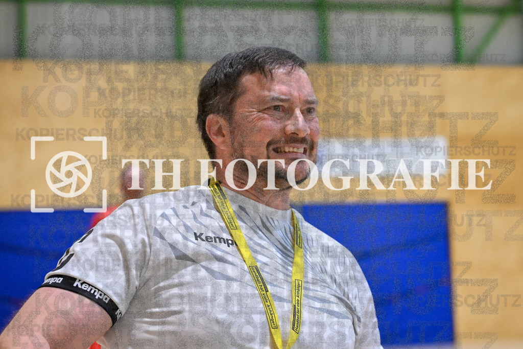 GER, SG Maulburg/Steinen - HB Kinzigtal, Frauen-Handball, Oberliga Suedbaden, 21. Spieltag, Saison 2024/2025, 06.04.2025 | Karsten Haas (SG Maulburg Steinen, Trainer)GER, SG Maulburg/Steinen - HB Kinzigtal, Frauen-Handball, Oberliga Suedbaden, 21. Spieltag, Saison 2024/2025, 06.04.2025Foto: TH Fotografie/Thomas Hess