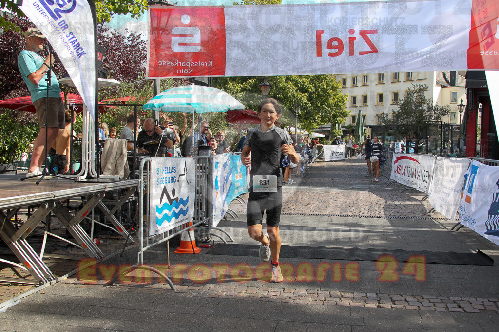 250824_1151_EV4_9078 | Sportfotografie im Rhein-Sieg Kreis, Köln, Bonn, NRW, Rheinland Pfalz, Hessen, etc. Unser Tätigkeitsfeld umfasst den Laufsport vom Volkslauf über den Marathon, Duathlon, Triathon bis zum Ultralauf wie Kölnpfad Ultra oder Schindertrail.