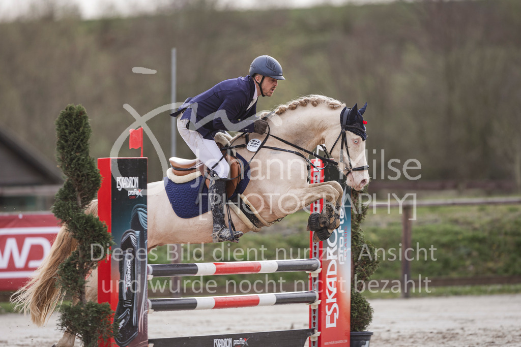 240330_Fruehlingsfest_Amateur-SprPf-A-247 | Deine schönsten Turniermomente als professionelle Fotos! Entdecke hochwertige Pferdesport-Fotografie im Online-Shop. Jetzt Fotos finden & bestellen!