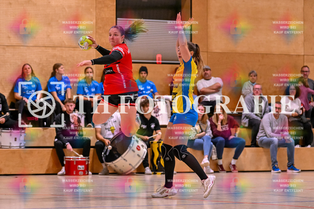 GER, SG Maulburg/Steinen - SV Allensbach 2, Frauen-Handball, Oberliga Suedbaden, 1. Spieltag, Saison 2024/2025, 28.09.2024 | Laura Traeber (SG Maulburg/Steinen, #11)GER, SG Maulburg/Steinen - SV Allensbach 2, Frauen-Handball, Oberliga Suedbaden, 1. Spieltag, Saison 2024/2025, 28.09.2024Foto: TH Fotografie/Thomas Hess