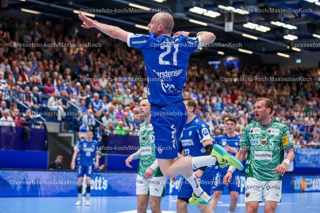 xkwix12042602010 | 2026.04.12, xkwix, Handball, HBL, TBV Lemgo Lippe -  Füchse Berlin, PHOENIX CONTACT arena, 28.Spieltag, Saison 2025 / 2026: Leve Carstensen (TBV Lemgo Lippe #21) beim Wurf DFB regulations prohibit any use of photographs as image sequences and or quasi-video. Photo: xKamilxWilkowskixPressefotoKochx