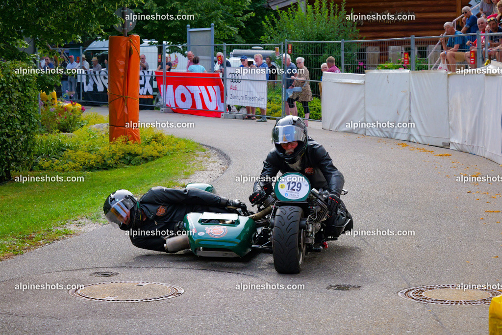P1025645 | Erleben Sie atemberaubende, hochqualitative Fotos Ihrer Fahrt entlang der malerischen Alpenstraßen. Besuchen Sie alpineshots.com, um professionelle Aufnahmen Ihrer unvergesslichen Reise zu finden und zu kaufen - Realisiert mit Pictrs.com