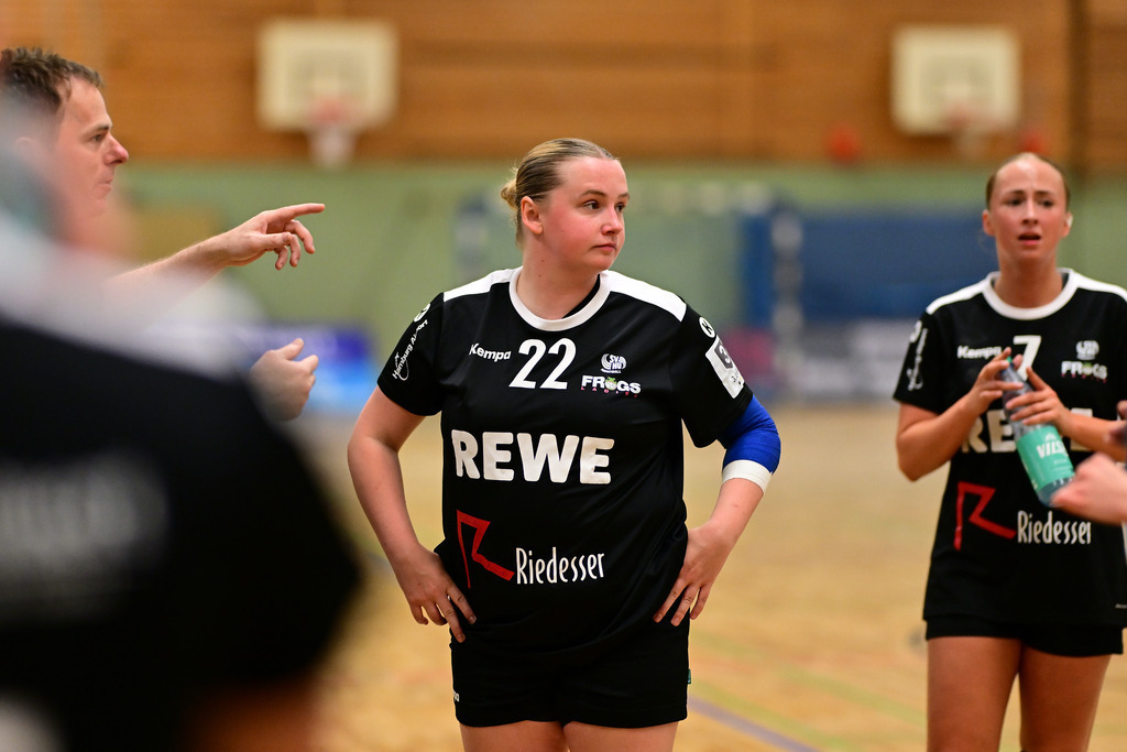 Handball I Frauen I Saison 2025-2026 I 3. Liga Nord I 1. Spieltag I SV Henstedt-Ulzburg - TSV Altenholz | Der Sportfotograf. - Realisiert mit Pictrs.com