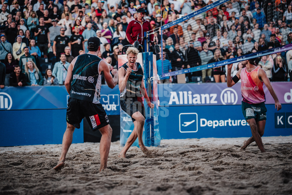 Beachvolleyball | Männer | Deutsche Meisterschaften 2025 Timmendorfer Strand | 05.09.2025 | v.l. Tristan Fröbel und Tamo Wüst jubeln
