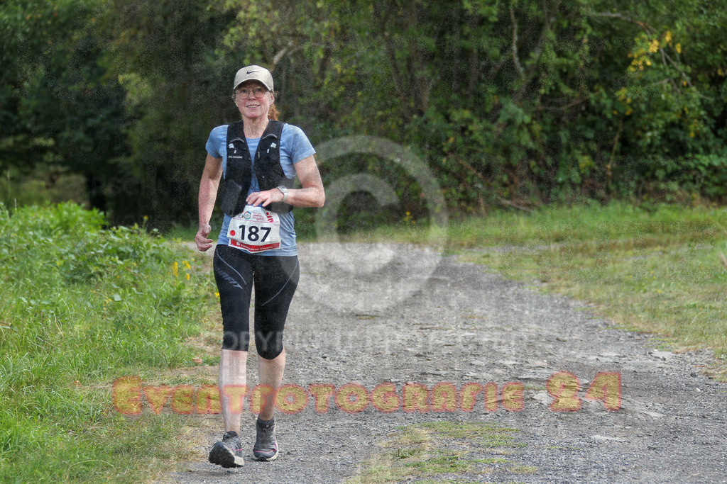 250830_1419_EV4_4366 | Sportfotografie im Rhein-Sieg Kreis, Köln, Bonn, NRW, Rheinland Pfalz, Hessen, etc. Unser Tätigkeitsfeld umfasst den Laufsport vom Volkslauf über den Marathon, Duathlon, Triathon bis zum Ultralauf wie Kölnpfad Ultra oder Schindertrail.