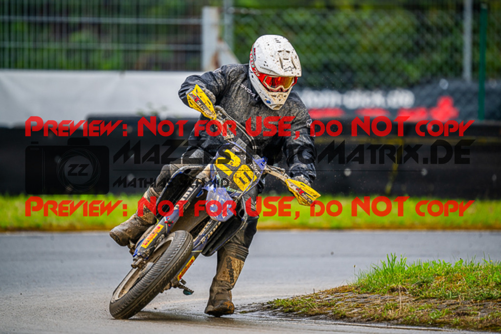 MaZZes_FotoMatrix_230812_8666 | UE40