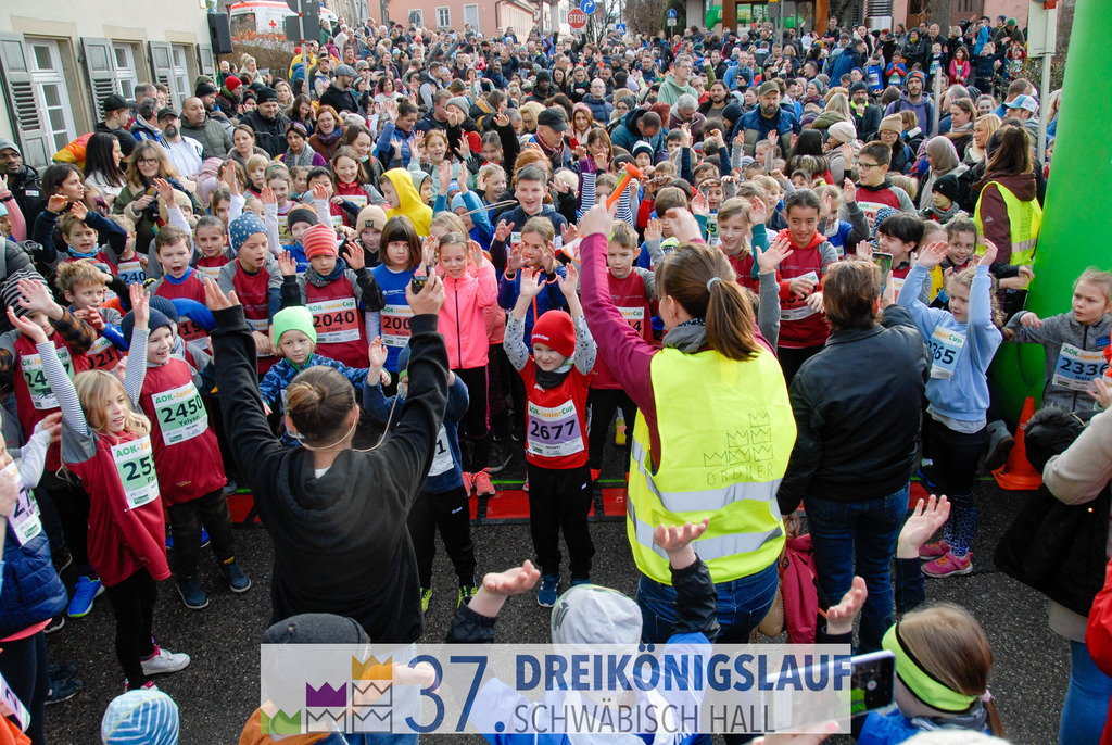 AOK JuniorCup 400m | 3Koenigslauf 2023 - Realisiert mit Pictrs.com