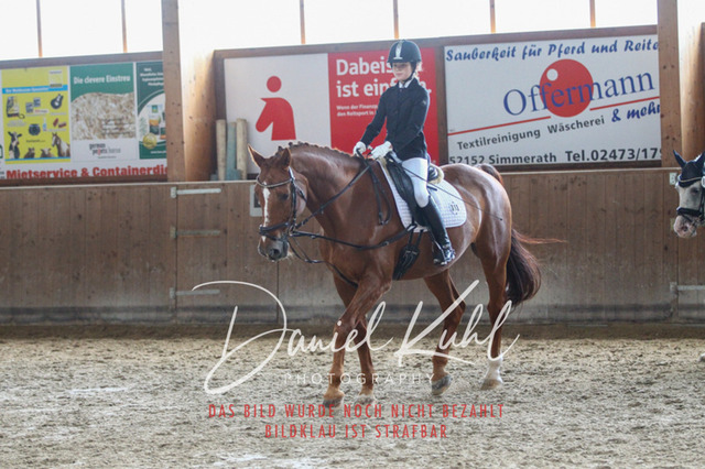 DKP45332 | Turniersportfotografie; Pferdefotografie; Dressurfotografie