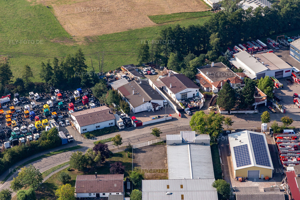 Luftbild: SIVA GmbH im Gewerbegebiet Horst im Ortsteil Minderslachen in Kandel im Bundesland Rheinland-Pfalz in Deutschland. Foto: IMG_117289.jpg vom 25.08.2019 durch Werner Riehm/FLY-FOTO.deSIVA GmbH - Sicherstellung, Verwertung, Inkasso