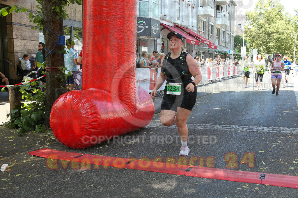 250621_1219_EX1_5611 | Sportfotografie im Rhein-Sieg Kreis, Köln, Bonn, NRW, Rheinland Pfalz, Hessen, etc. Unser Tätigkeitsfeld umfasst den Laufsport vom Volkslauf über den Marathon, Duathlon, Triathon bis zum Ultralauf wie Kölnpfad Ultra oder Schindertrail.