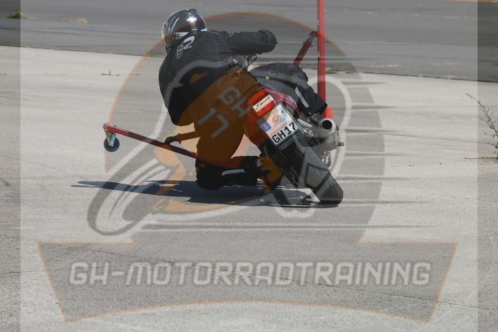 IMG_3173 | gh-motorradtraining-foto.de - Realisiert mit Pictrs.com