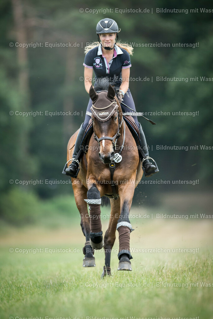 TS_20180615_Julia_Mestern_0013 | equistock