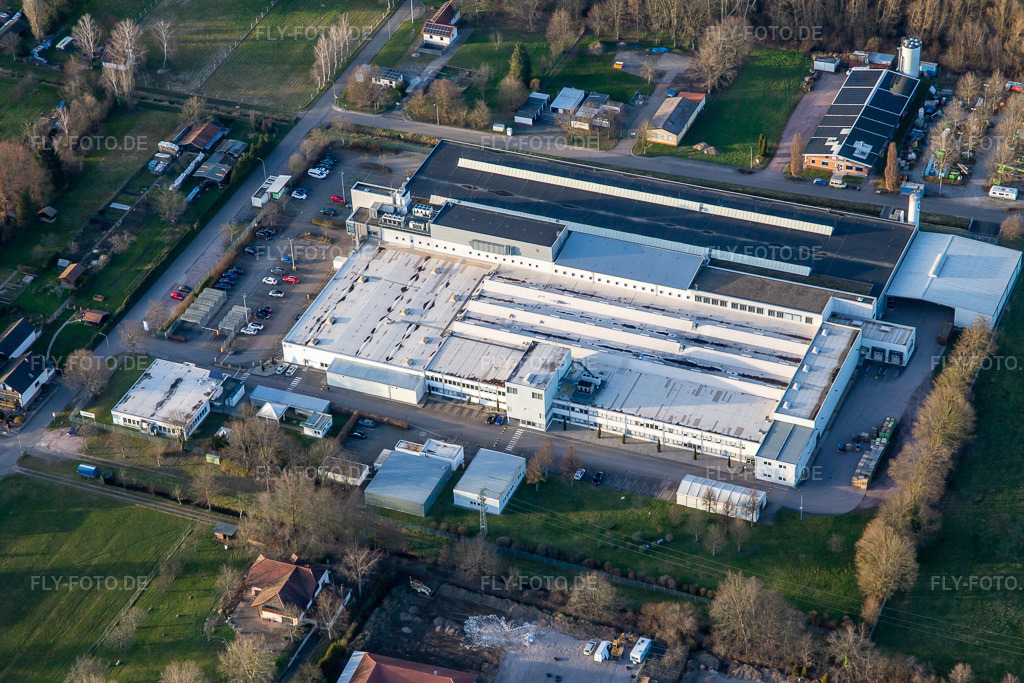 Luftbild: WEBASTO im Ortsteil Schaidt in Wörth im Bundesland Rheinland-Pfalz in Deutschland. Foto: IMG_136059.jpg vom 21.02.2023 durch Werner Riehm/FLY-FOTO.de