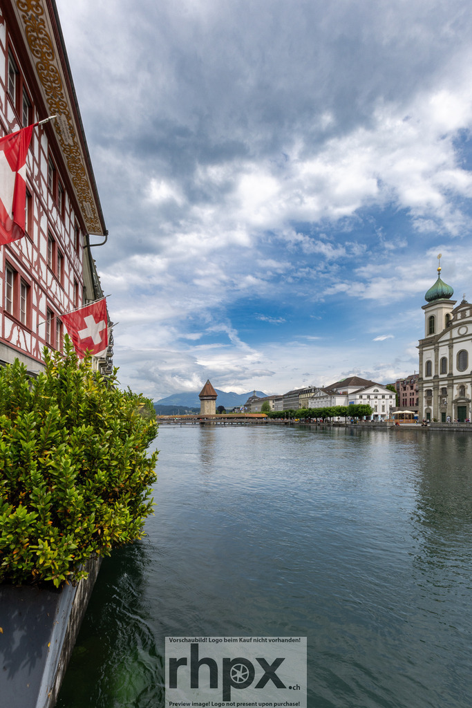 _MG_3715 | Stimmungsvolle Fotokunst aus Luzern. Erlebe den Pilatus, den See und die Stadt Luzern in exklusiven Aufnahmen in der Fotogalerie & Shop. - Realisiert mit Pictrs.com