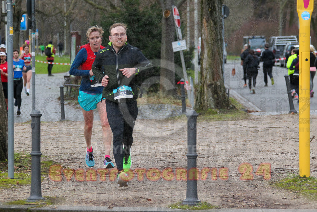 231231_1016_EV4_8246 | Sportfotografie im Rhein-Sieg Kreis, Köln, Bonn, NRW, Rheinland Pfalz, Hessen, etc. Unser Tätigkeitsfeld umfasst den Laufsport vom Volkslauf über den Marathon, Duathlon, Triathon bis zum Ultralauf wie Kölnpfad Ultra oder Schindertrail.