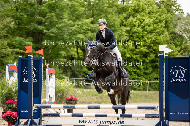 Bad_Meinberg_07470 | saradresslerfotografie - Realisiert mit Pictrs.com