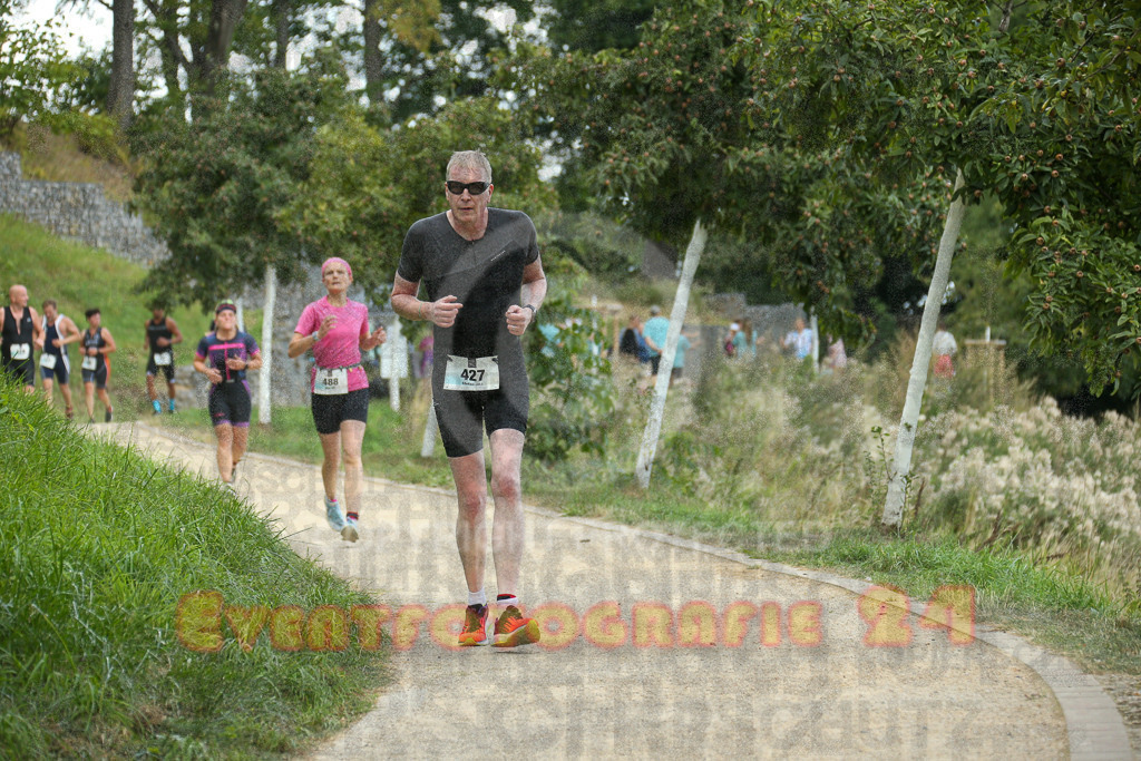 250824_1359_EX1_4550 | Sportfotografie im Rhein-Sieg Kreis, Köln, Bonn, NRW, Rheinland Pfalz, Hessen, etc. Unser Tätigkeitsfeld umfasst den Laufsport vom Volkslauf über den Marathon, Duathlon, Triathon bis zum Ultralauf wie Kölnpfad Ultra oder Schindertrail.