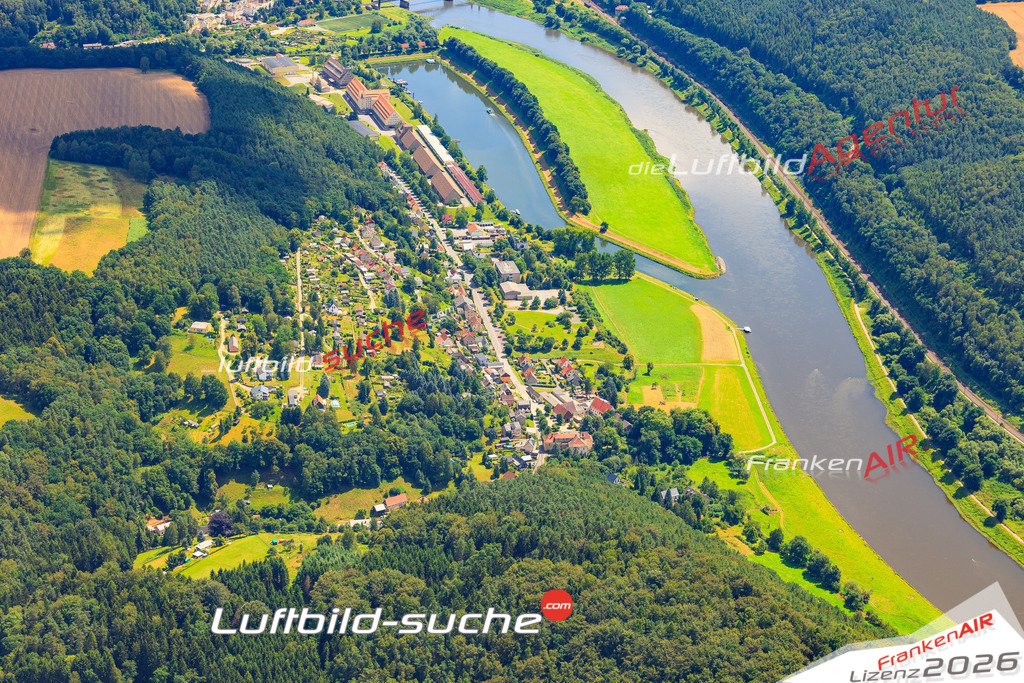 Die Luftaufnahme der Stadt Bad Schandau wurde vom UL-Flugzeug heraus erstellt ( keine Drohne )- hohe Auflösung für beste Qualität