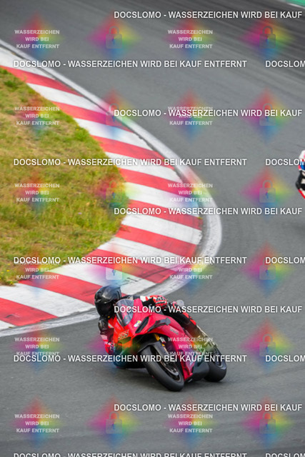 2026_09_11_PBK_25520_LRX | Sportfotografie; SlowMotion; Video; Rennstrecke; Hafeneger; RSE; Speer; Trackday; Motorsportarena; Hockenheimring; Brno; Most; Barcelona; Valencia, Benny; Kaetzmer;