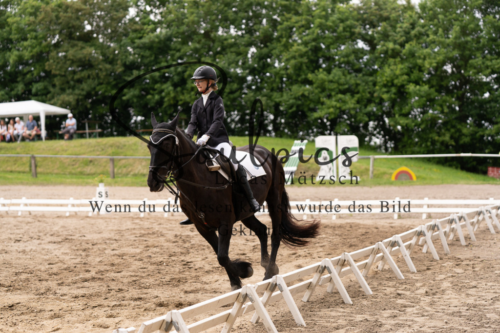A7505936 | Turnier/Reitfotograf