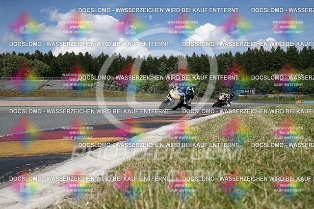 2016-07-01-PBK-4066 | Sportfotografie; SlowMotion; Video; Rennstrecke; Hafeneger; RSE; Speer; Trackday; Motorsportarena; Hockenheimring; Brno; Most; Barcelona; Valencia, Benny; Kaetzmer;