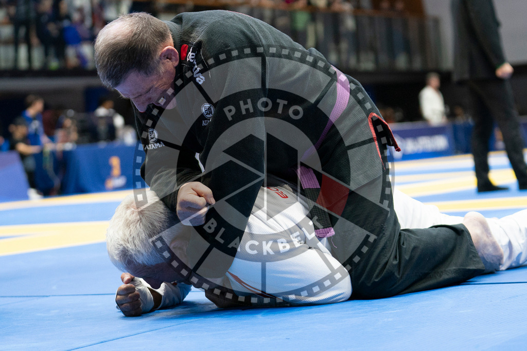 20240125PBB01073 | Fighters compete during the sixth day of the Brazilian Jiu-jitsu European Championship of the IBJJF in Paris, France, on January 25, 2024.