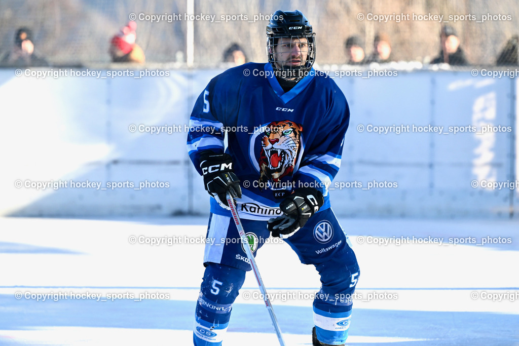 EC Tigers Paternion vs. EC FELD AM SEE/DSG LEDENITZEN | #5 Rauter Marcel EC Tigers Paternion, EC Tigers Paternion vs. EC FELD AM SEE/DSG LEDENITZEN, EC Tigers Paternion vs. EC FELD AM SEE/DSG LEDENITZEN am 04.01.2026 in Paternion (Eislaufplatz Paternion), Austria, (Photo by Bernd Stefan)