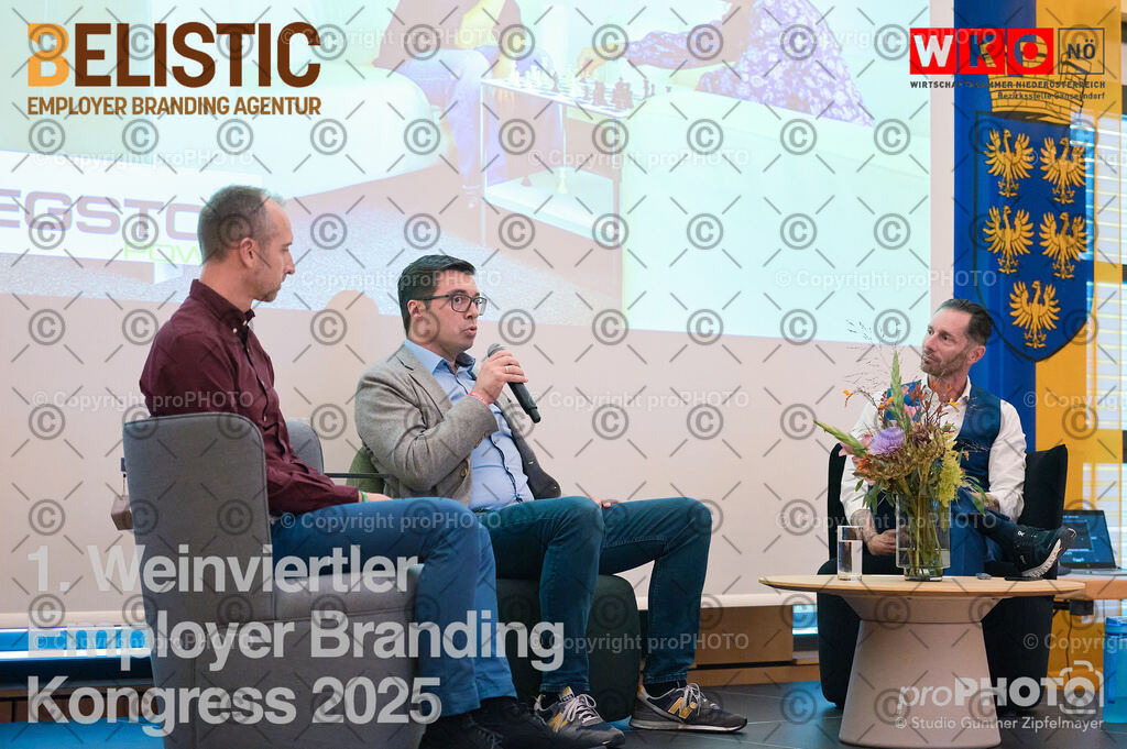 347_202509_EmployerBranding_NZ6_0372 | proPHOTO - Realisiert mit Pictrs.com