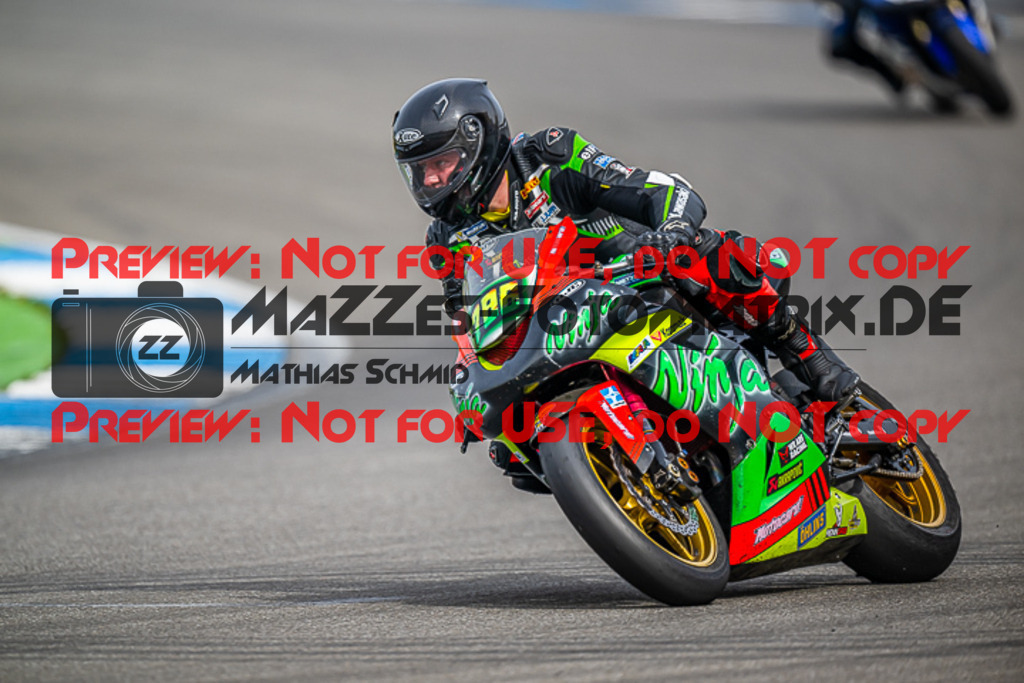 MaZZes_FotoMatrix_230410_5453 | GELB