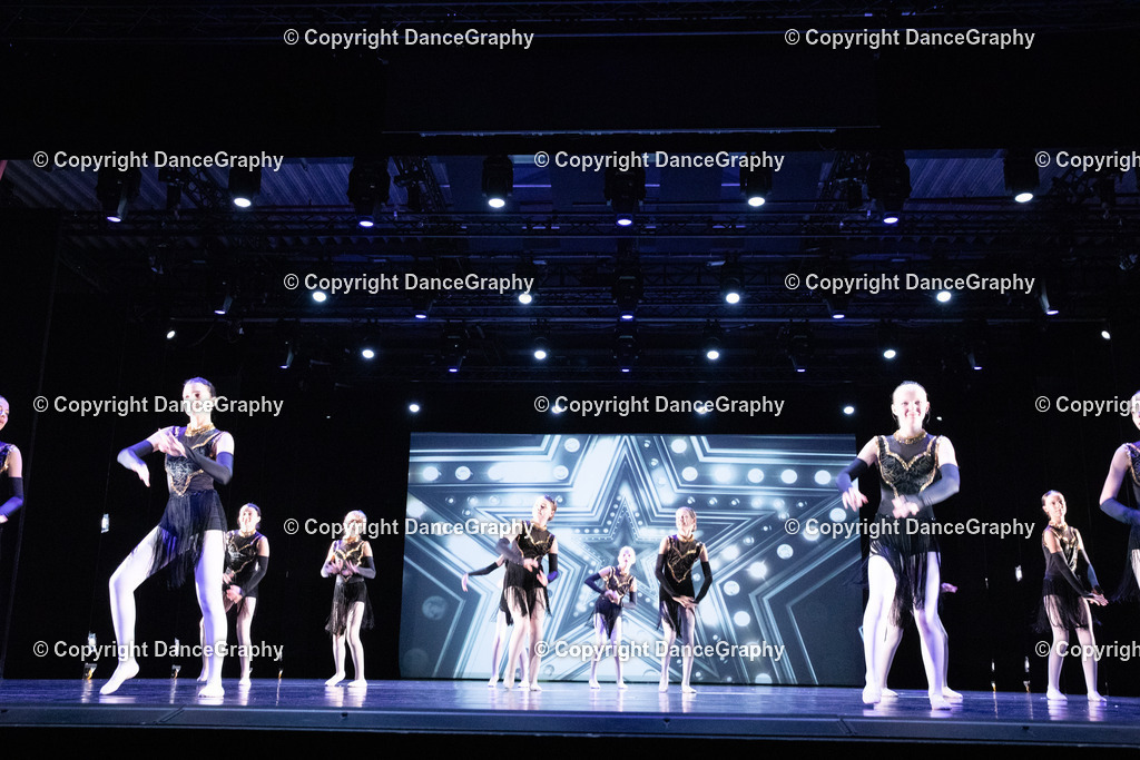 GPHY6230 | DanceGraphy - Realisiert mit Pictrs.com