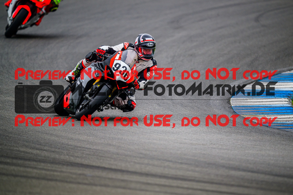 MaZZes_FotoMatrix_240614_6007705_2723 | WEISS