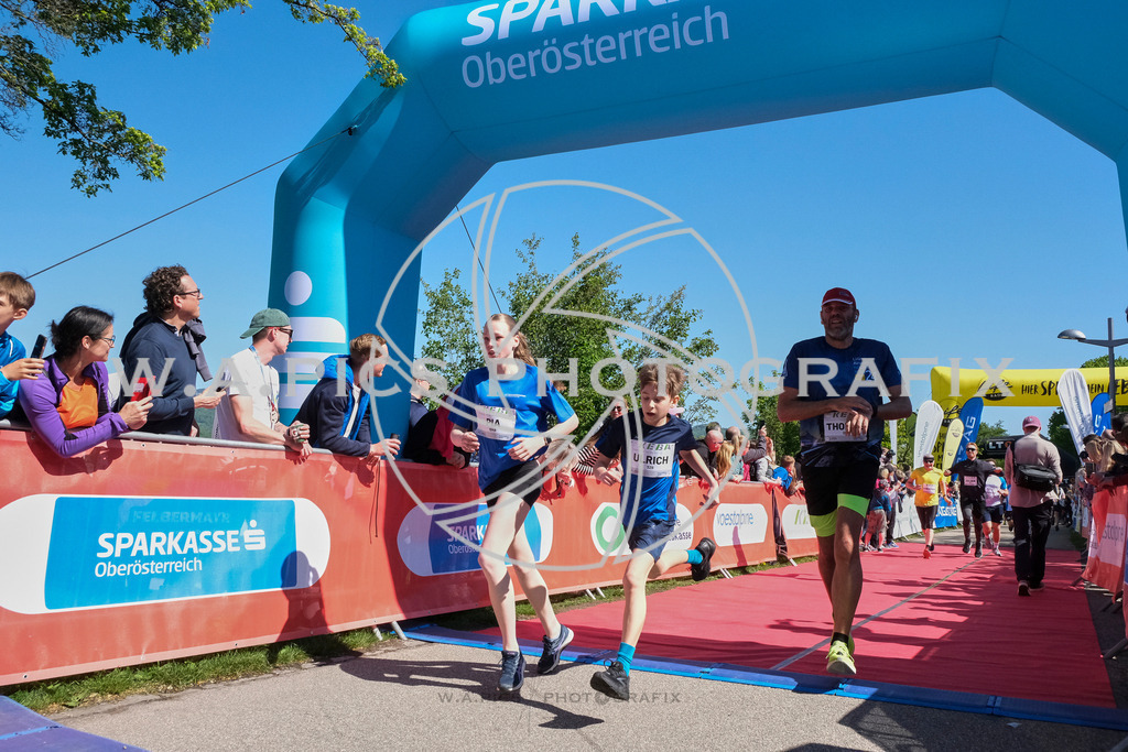 ..... | LINZ,AUSTRIA,27.April 24, Int. 3 Brückenlauf Linz  , Image shows: Photo: WAPICS / Michael ring